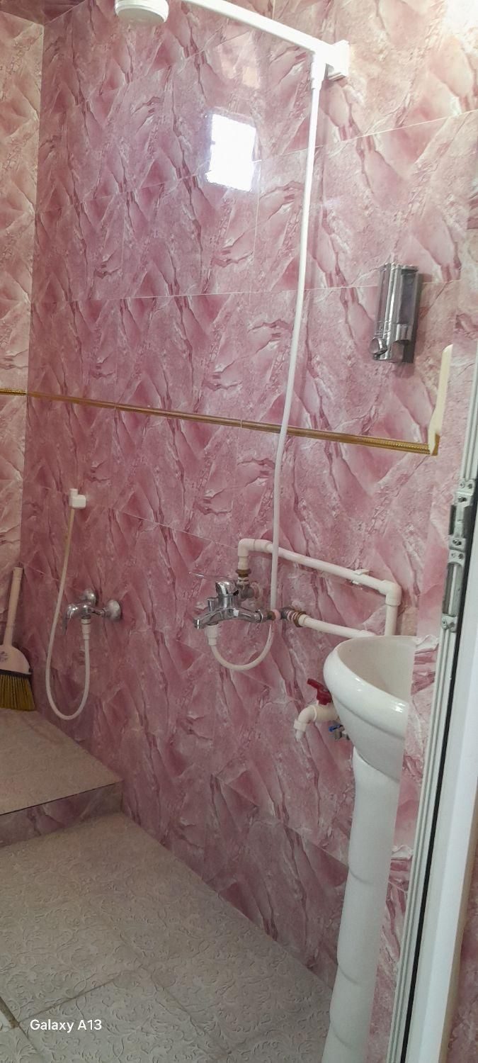 تصویر ۶ از سوئیت ۷۰ متری&zwnj;پارکینگ&zwnj;دار مشرف به دریاچه و جنگل
